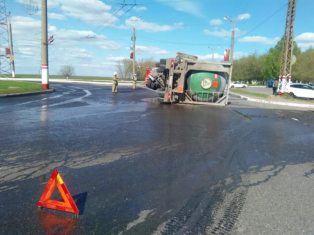 Что горит на химмаше сейчас саранск. Дтп на химмаше в саранске. саранск утечка газа вои6.