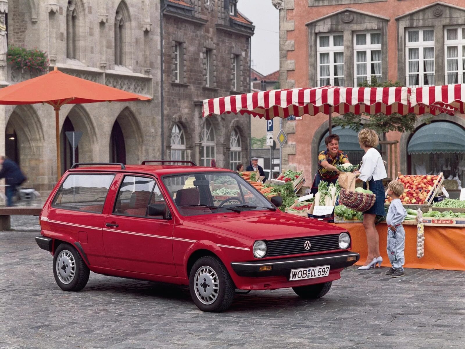 Vw polo 2. VW Polo 2 поколение. Volkswagen Polo mk2 универсал. Фольксваген поло 1981. Фольксваген поло 1 поколение.