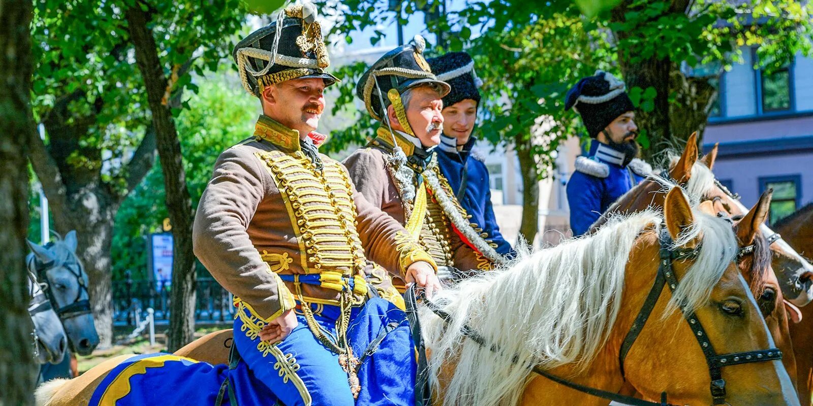 исторический удивить. стрелецкие слободы москва историческое фото. исторический удивить. женская мода времен петра 1. екатерина великая сериал 2015.
