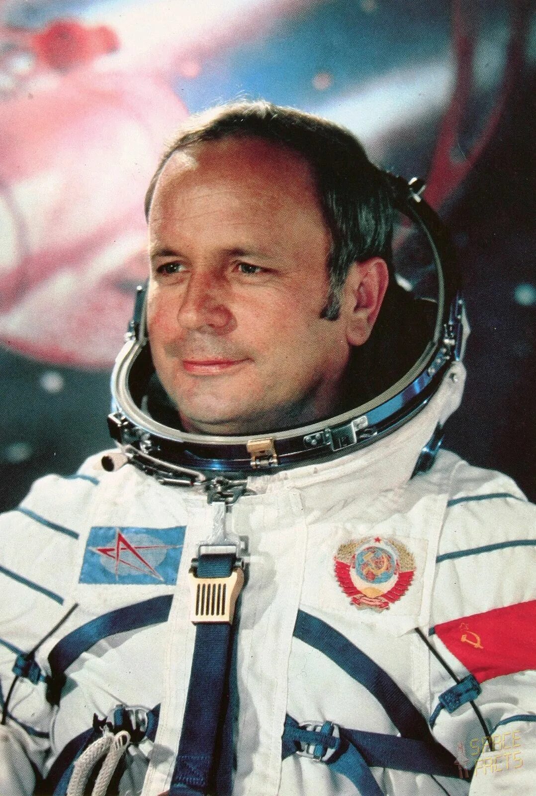 Космонавт горбатко биография. Биография виктора горбатко. Горбатко и фам туан. Горбатко космонавт. Космонавт ссср дважды герой горбатко.