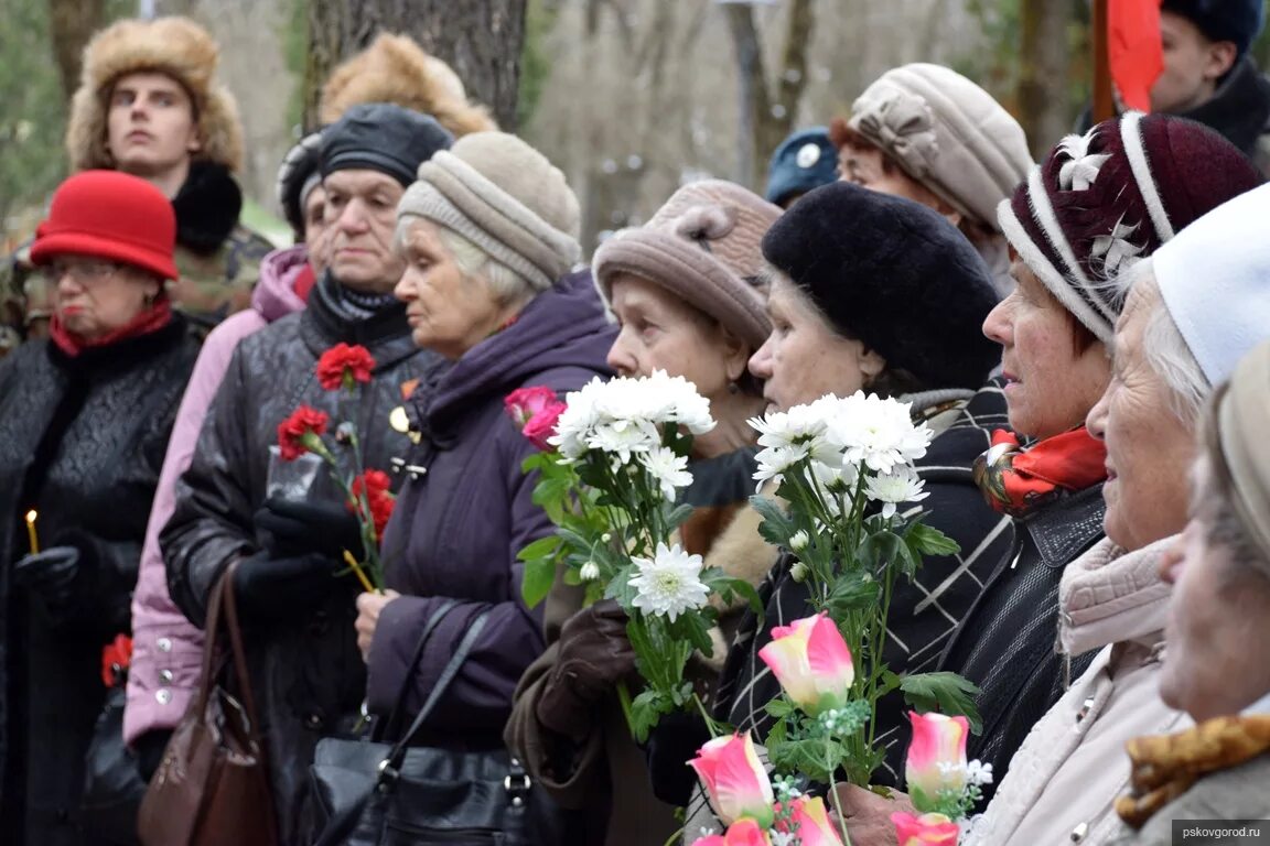 День освобождения фашистских лагерей. Международный день освобождения узников фашистских концлагерей. День освобождения узников концлагерей. 11 Апреля день освобождения узников фашистских концлагерей. Акция к Международному Дню освобождения узников концлагерей.