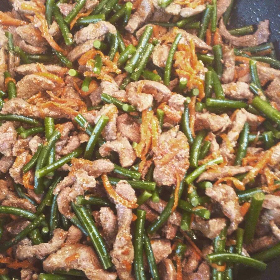 соя запеченная. соя рецепты. спаржа по-корейски фучжу. блюда из сои. бобы сои приготовленные.