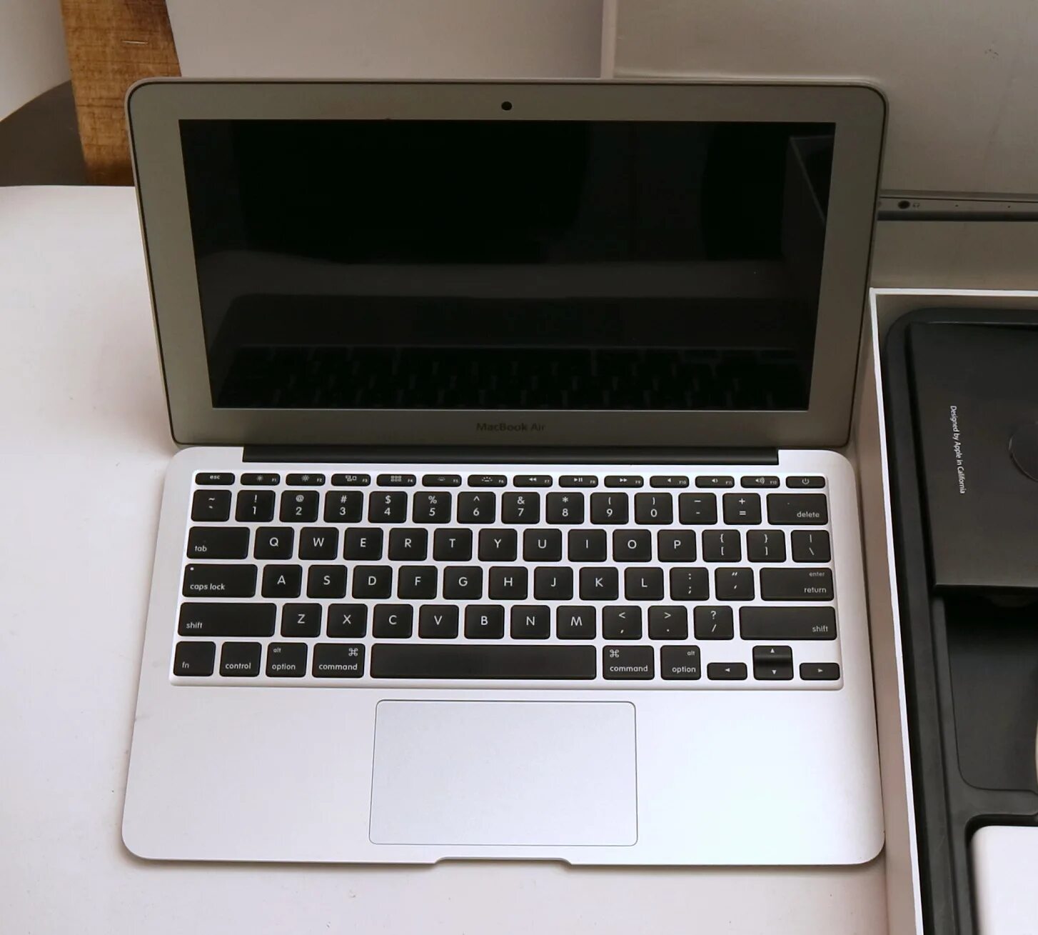 Купить macbook 11. MACBOOK Air 11. MACBOOK Air (11-inch, early 2015). 11 Inch MACBOOK Air. Макбук Эйр 11 2015.