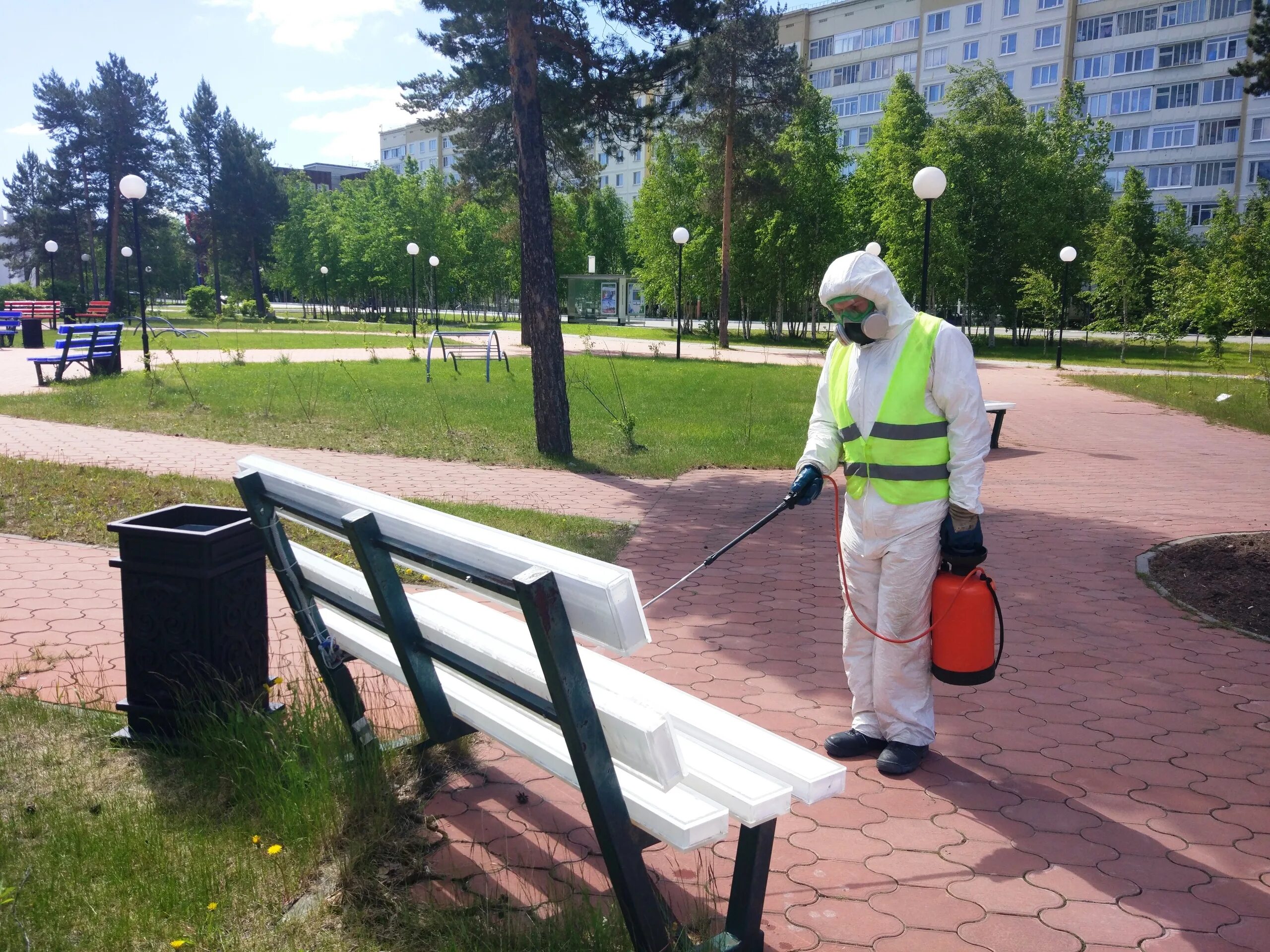 Дезинфекция общественных мест. Коммунспецавтотехника когалым. парк победы когалым. дезинфекция общепита. ксат дороднорабочие в когалыме форма.