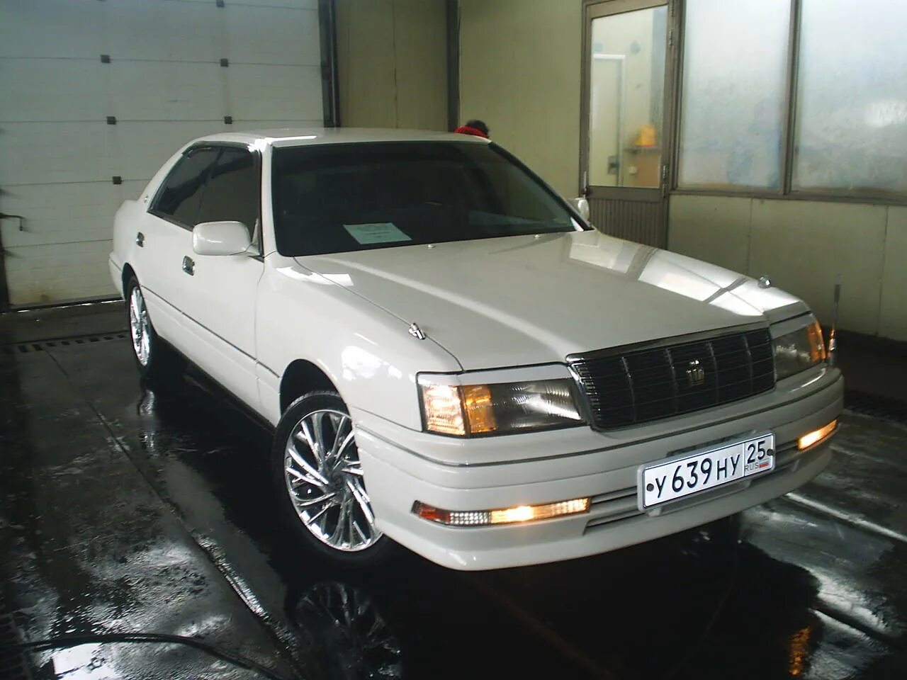 Зе кроун. Toyota Crown 151 белый. Toyota Crown 151 кузов 1999. Тойота Краун 151 белая. Тойота Краун 1999.