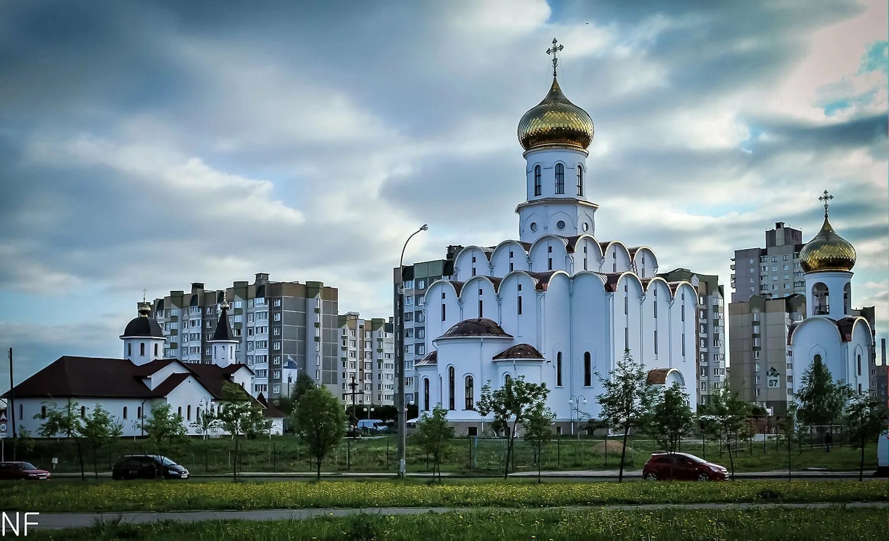 Приходы минска. Церковь Сухарево Минск. Храм Святого Архангела Михаила Беларусь. Микрорайон Сухарево Минск.