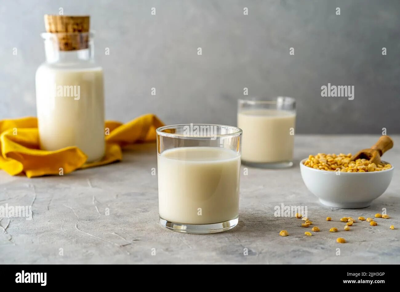 Молоко горох. Гороховое молоко. Pea milk. Гороховое молоко. Молоко горох.