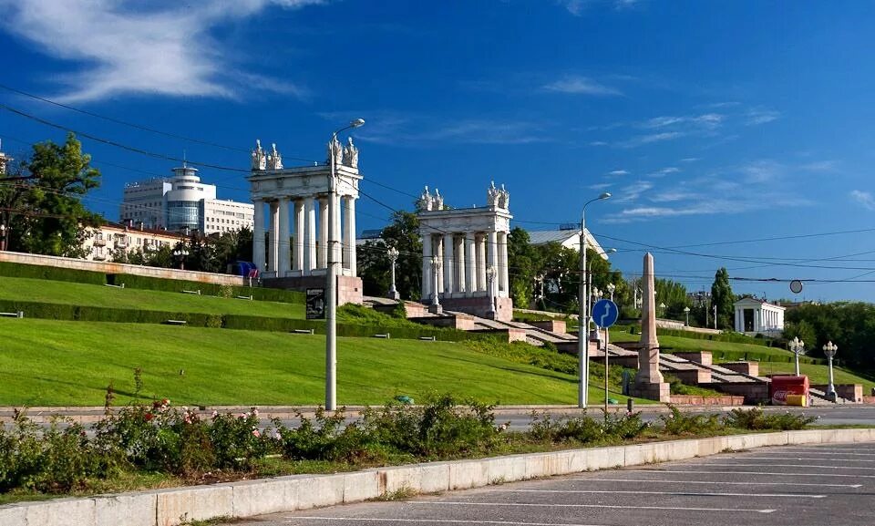 Волгоград современный. Волжская швейцария щербаковский парк. Волгоград вид с волги. Оценка влияния. Станица суводская волгоградская.