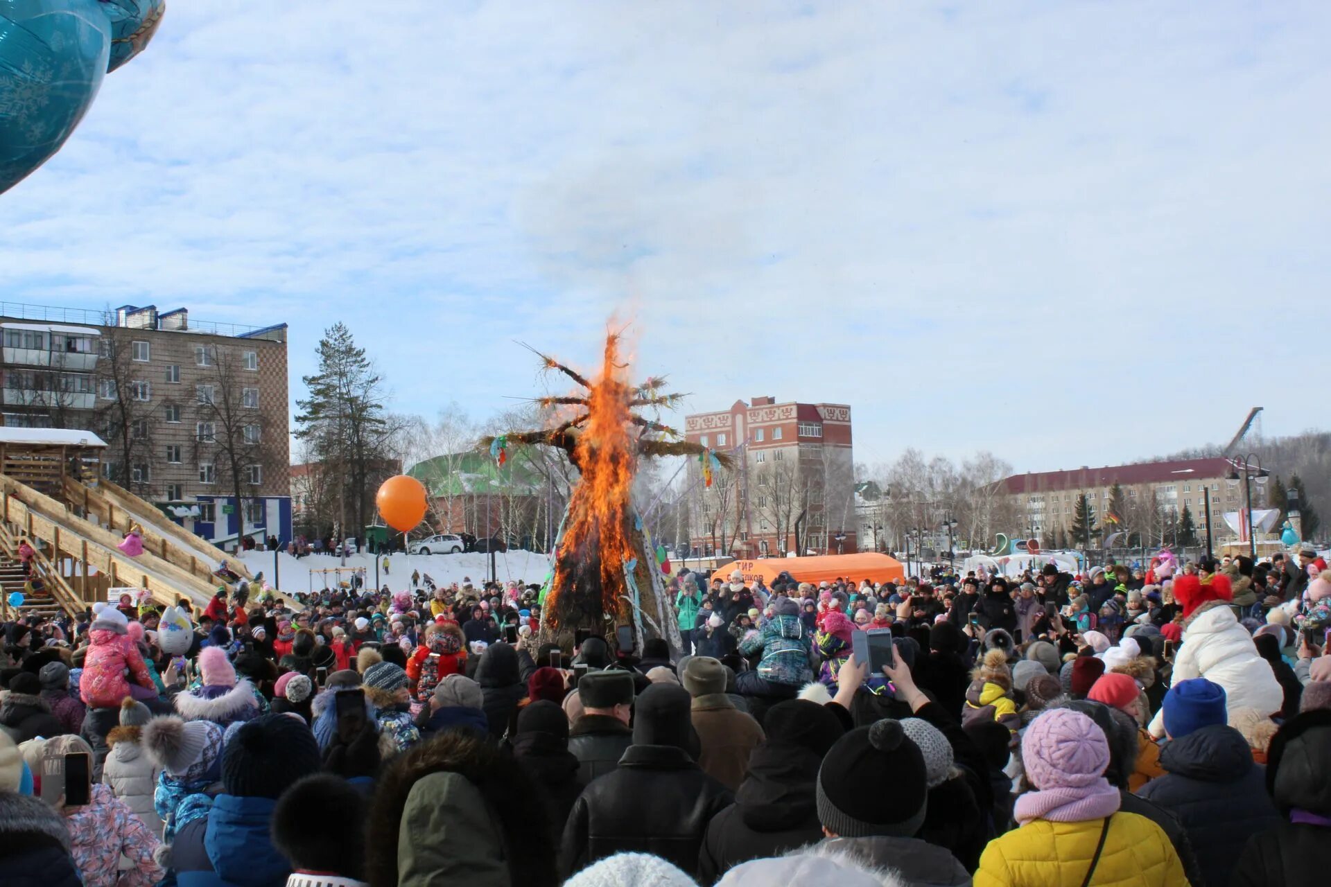 Лениногорск Масленица 2021. Масленица в городе. Масленица Нижнекамск. Праздник в городе Масленица. Масленица в наро фоминске 2024