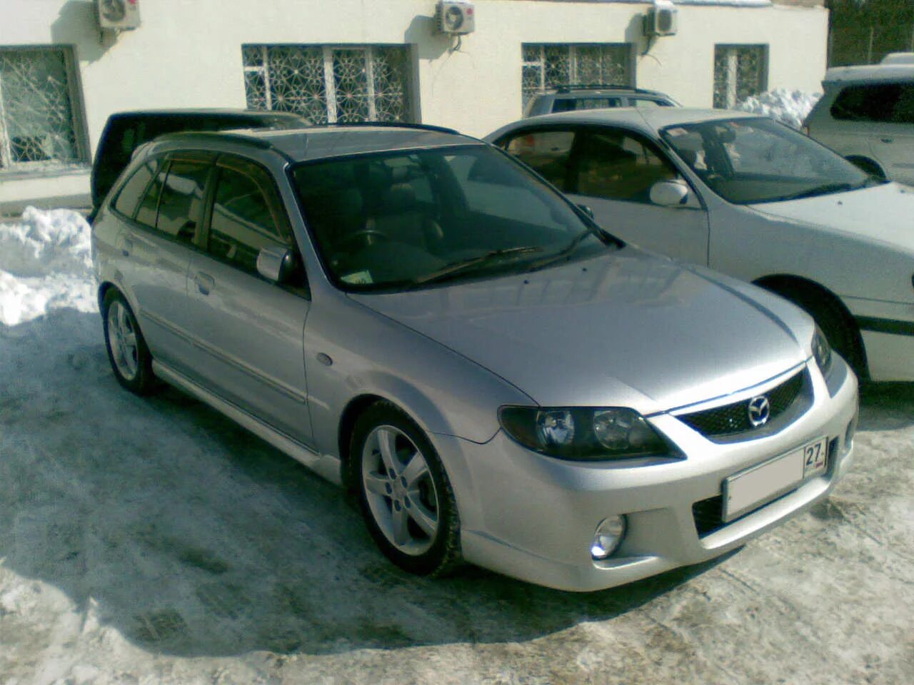 Mazda familia 2001. Mazda familia s-Wagon. Мазда фамилия s Wagon 2001. Mazda familia 2001 универсал.
