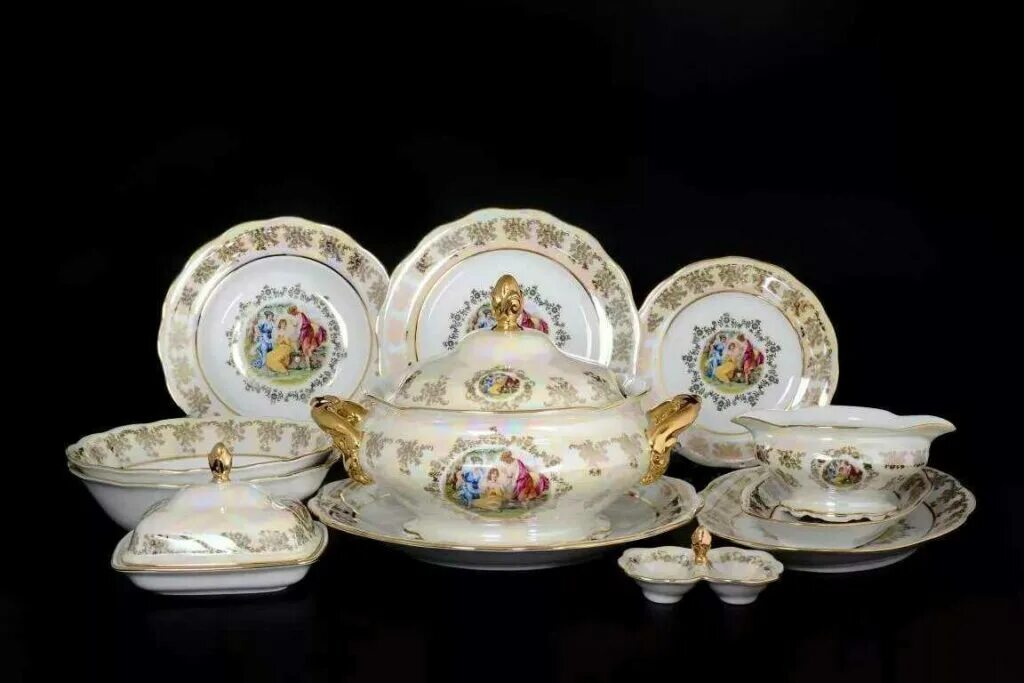 Москва авито купить сервиз. Royal Czech Porcelain чешская посуда. Сервиз Роял Порцелайн. Сервизы столовые Royal Czech porcelaine. Чешский сервиз Мадонна 6 персон.