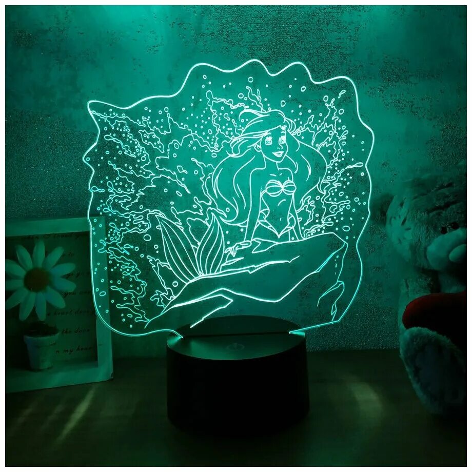 ночник рисуй стирай. ночник со своим рисунком. ночник рисуй стирай. ночник рисуй стирай. маленький ночник на столике в кафе.