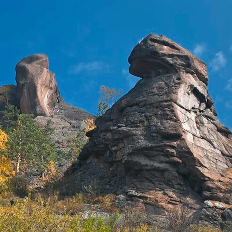 Красноярск скалы заповедник столбы. Национальный парк красноярские столбы. Природный заповедник «столбы». Красноярские столбы заповедник скала перья. Природный заповедник «столбы».