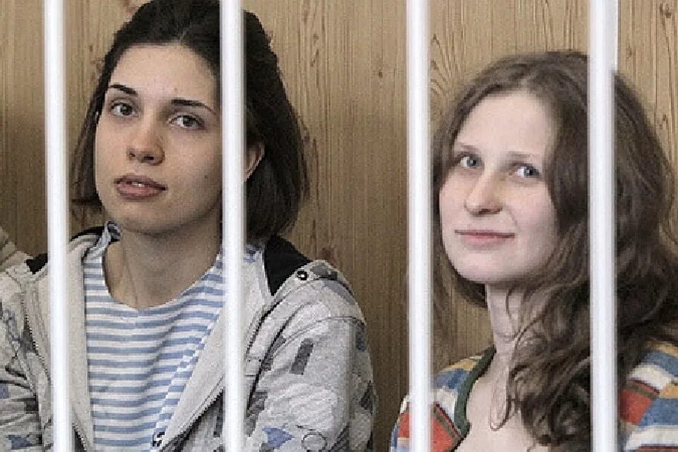 Девушка вышла на свободу. Варвара караулова. Девушка вышла на свободу. Валерия башкирова сбила детей. Девушка вышла на свободу.