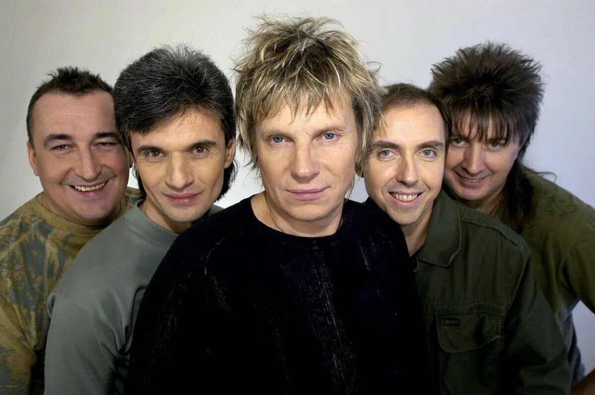 Группа форум белая ночь. Салтыков певец группа. Белые ночи обложка. Какая нелепость салтыков. Константин ардашин.