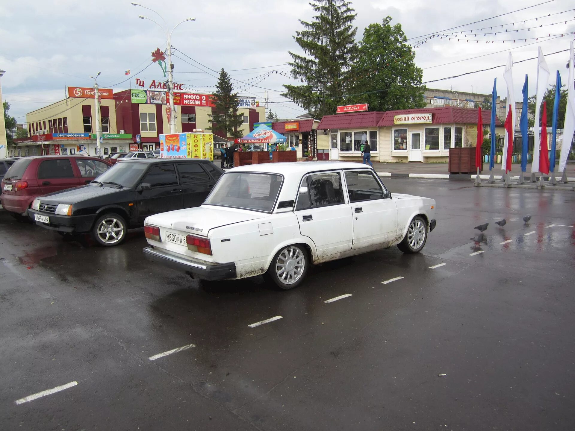 Ваз 2107 на 15. Литье от гранты на ваз 2107. Диски гранта люкс r15 на ваз 2107. Ваз 2105 на литье. Камрики на ваз 2107.