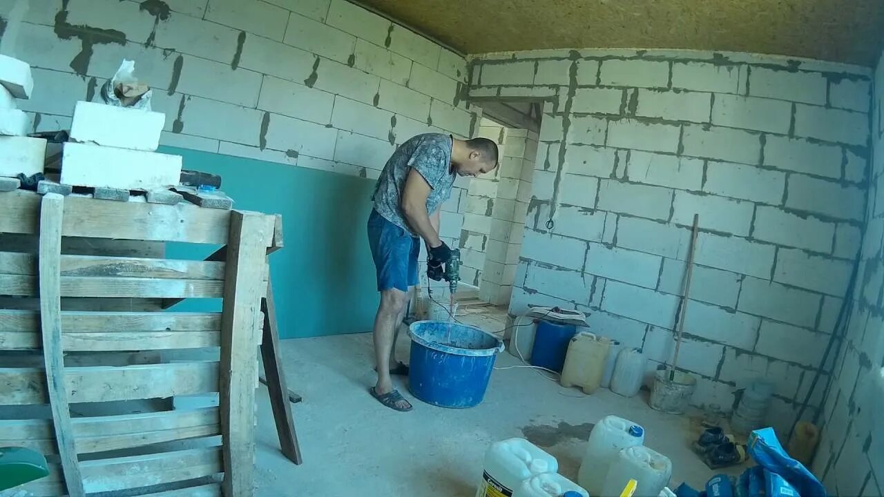 Отделка газобетонные стены гипсокартоном. Гипсокартон на газоблок на клей. Отделка стен из газобетона гипсокартоном. Отделка газобетона гипсокартоном. Отделка стен гкл.