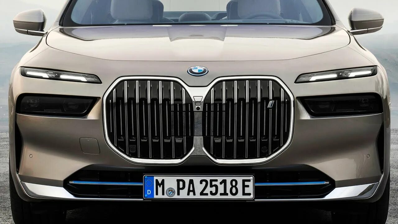 Тест обновленной "семерки" BMW: теперь она круче S-класса? - смотреть видео онла