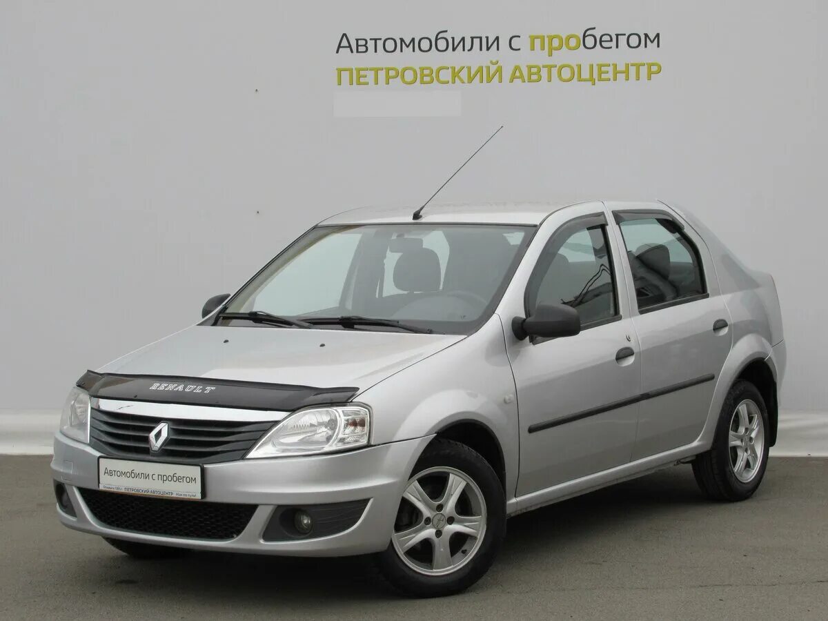 Куплю автомобиль рено логан с пробегом. Renault Logan 2012. Рено Логан 2012. Renault Logan 2012 Рестайлинг в АФУ на освещения. Рено Логан 2012г фото.