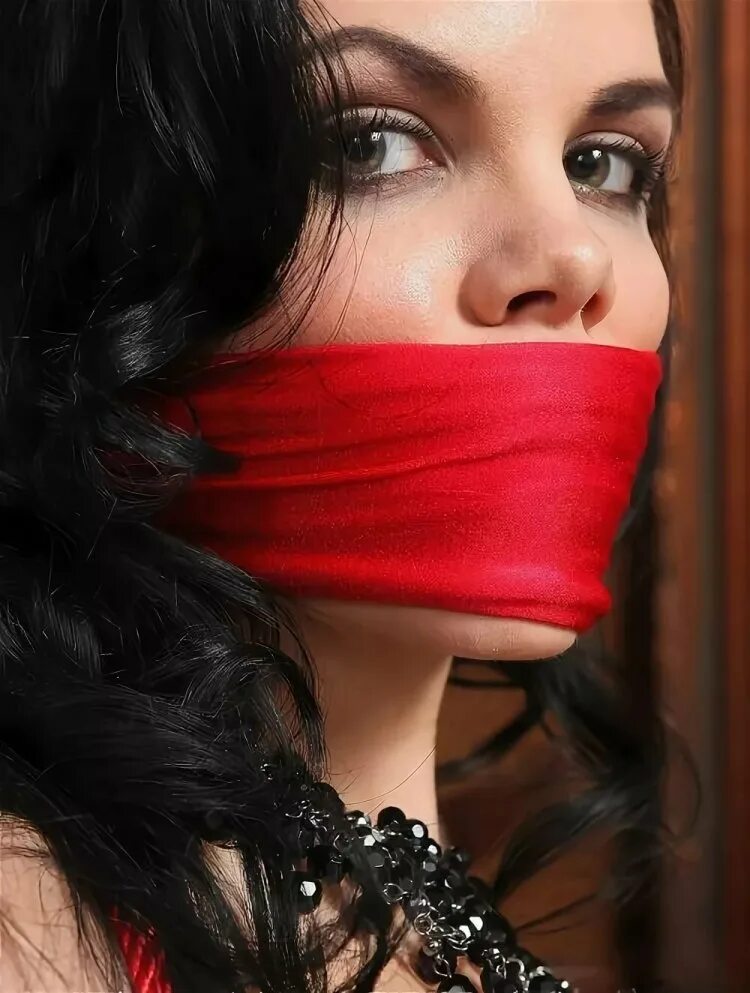 Связанные женщины. Связанные красивые девушки. Связанные девочки кляп. Связанные жены. Роуз бирн gagged.