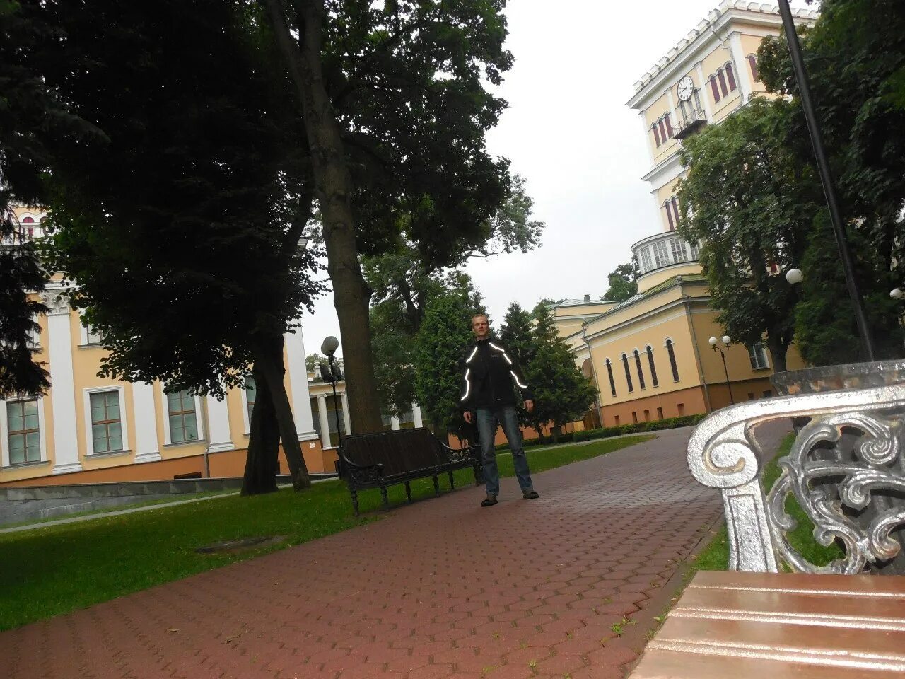 Гомель парк дворцово паркового ансамбля. Гомель дворец румянцевых паскевичей. Гомельский дворцово-парковый ансамбль. Гомельский парк румянцевых и паскевичей. Дворцово-парковый ансамбль румянцевых-паскевичей.