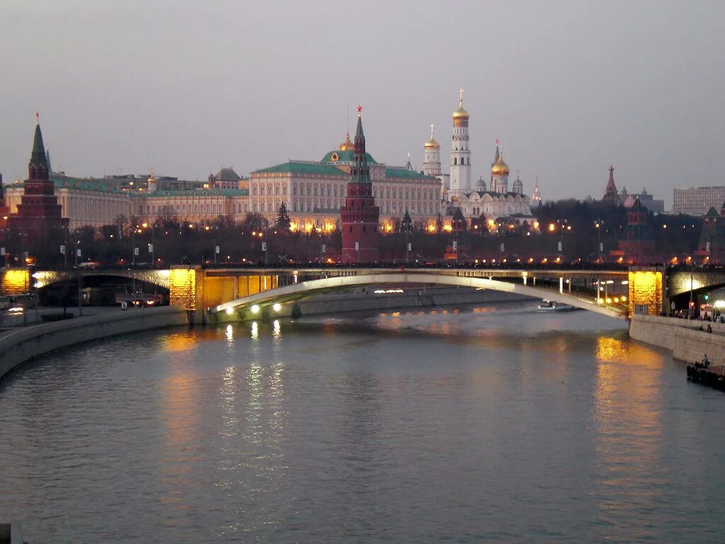 Большая река в москве. Реки Москвы. Москва река в Москве. Москва река за пределами Москвы. Москва река фото.