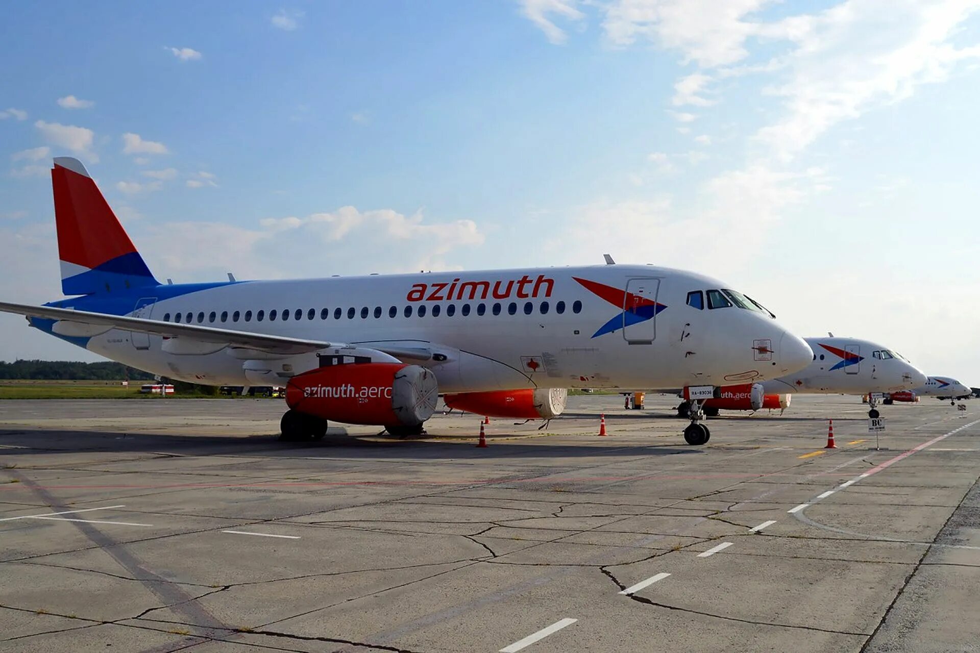 Азимут псков москва. Самолет азимут псков. Самолёт ssj-100 авиакомпании азимут. Псков сочи самолет. Самолет азимут псков.
