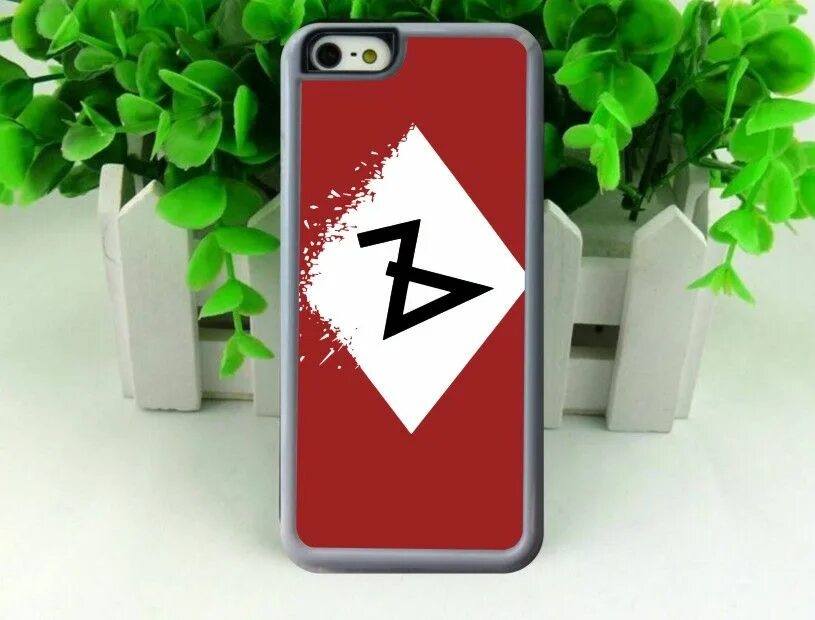 Новый телефон алиса. Айфон алиса. Телефон алиса нужен телефон. Чехлы на телефон для девочек. Телефон алиса телефон.