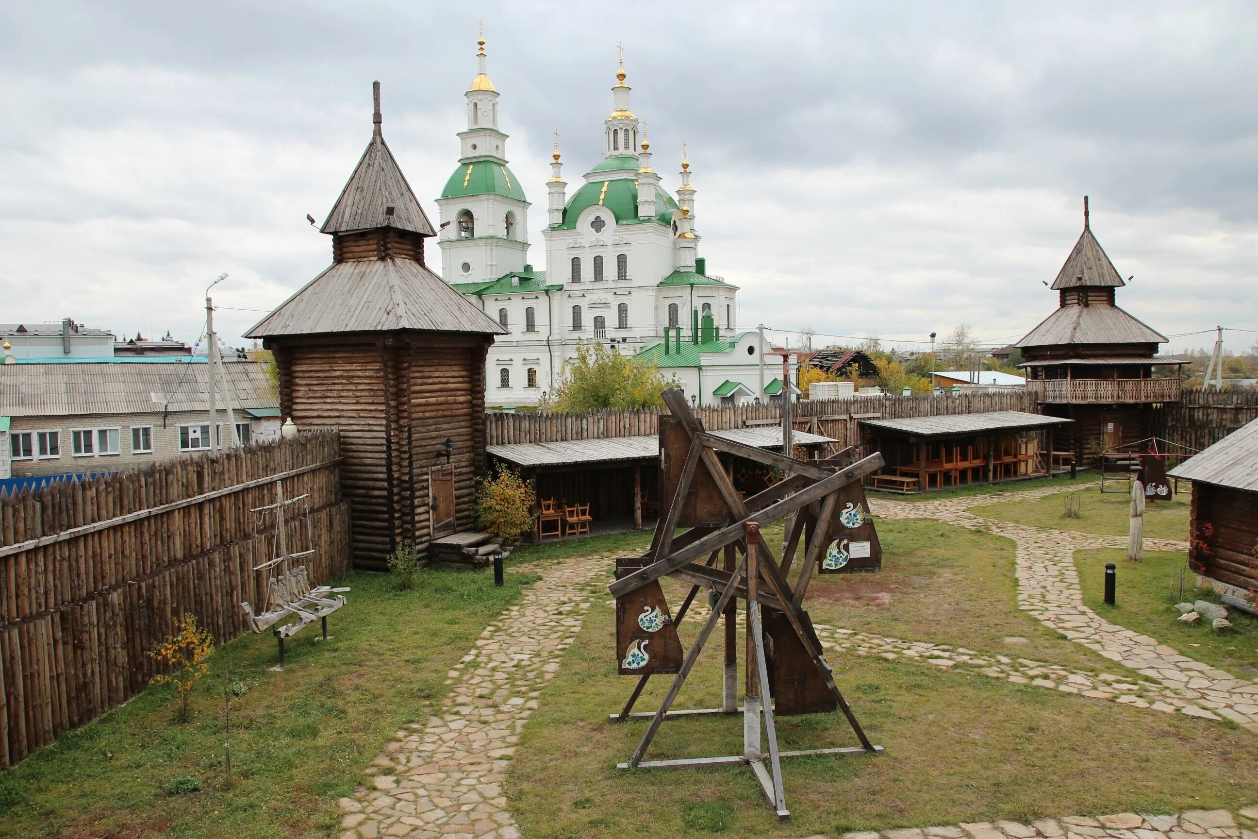 Все о тюменской области. Ялуторовск Тюменской области. Абалак Тобольск Ялуторовск. Ялуторовск достопримечательности города.