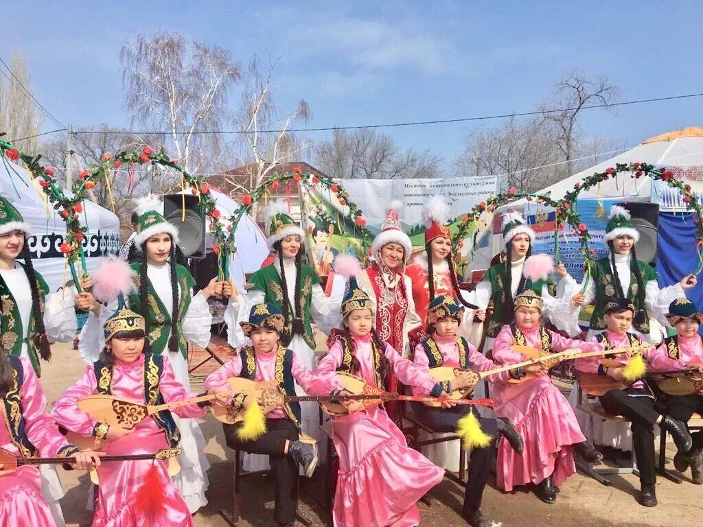 С праздником Наурыз. Наурыз в Казахстане. С праздником весны Наурыз. Навруз праздник весны.