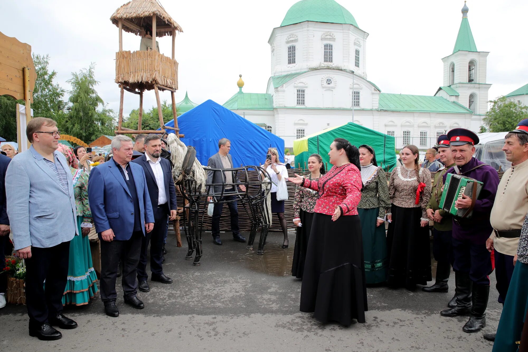 Гисметео вешенская ростовская область шолоховский район. Станица Вешенская Шолоховский район. Шолоховский фестиваль.