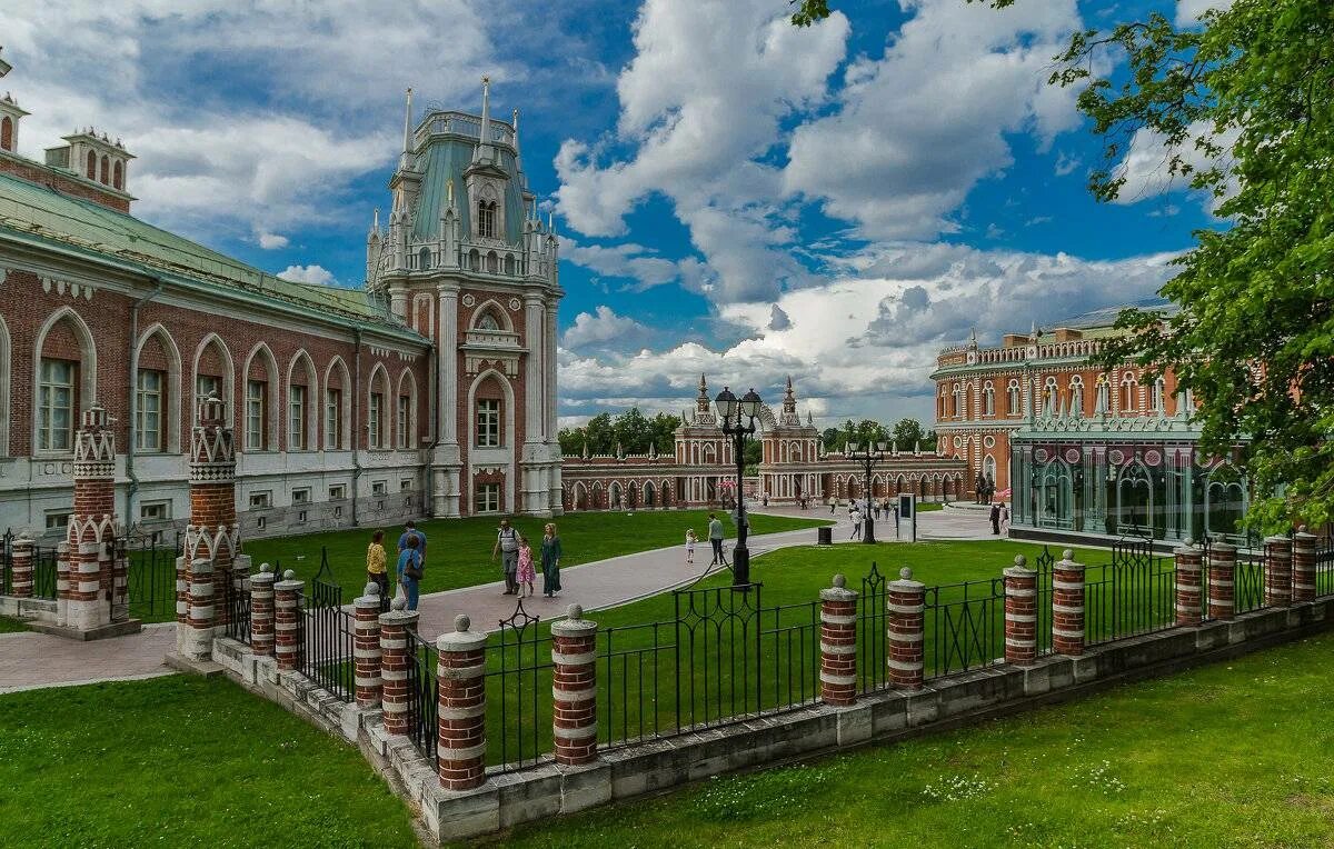 Царицыно музей-заповедник. Царицыно (дворцово-парковый ансамбль). Музей усадьба Царицыно. Парк заповедник Царицыно. Царицыно в москве сегодня