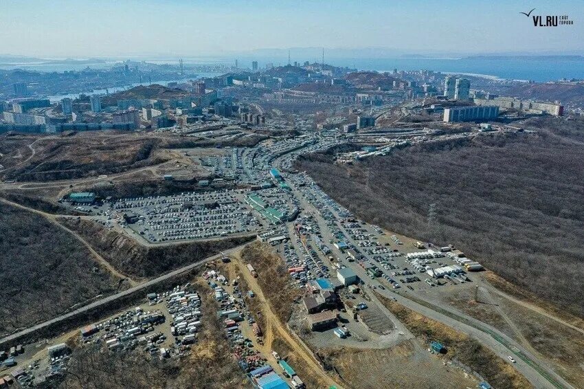 Зелёный рынок владивосток. Зеленый угол владивосток сегодня. Зелёный угол владивосток авторынок. Зелеыйугол владивосток. Зеленый угол владивосток сегодня.