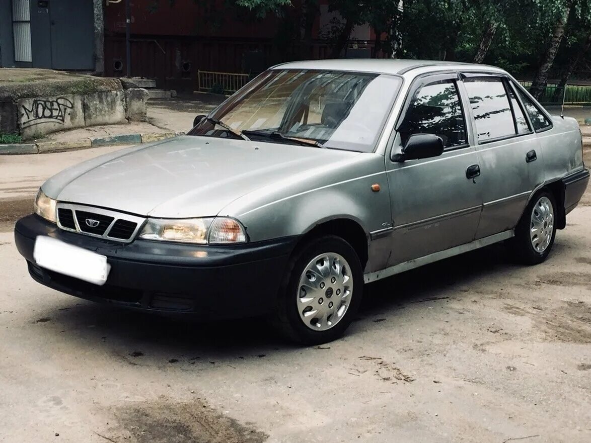 Nexia daewoo брошен. нексия 2005. машина daewoo nexia 2005. машина daewoo nexia 2005. дэу nexia 2005.