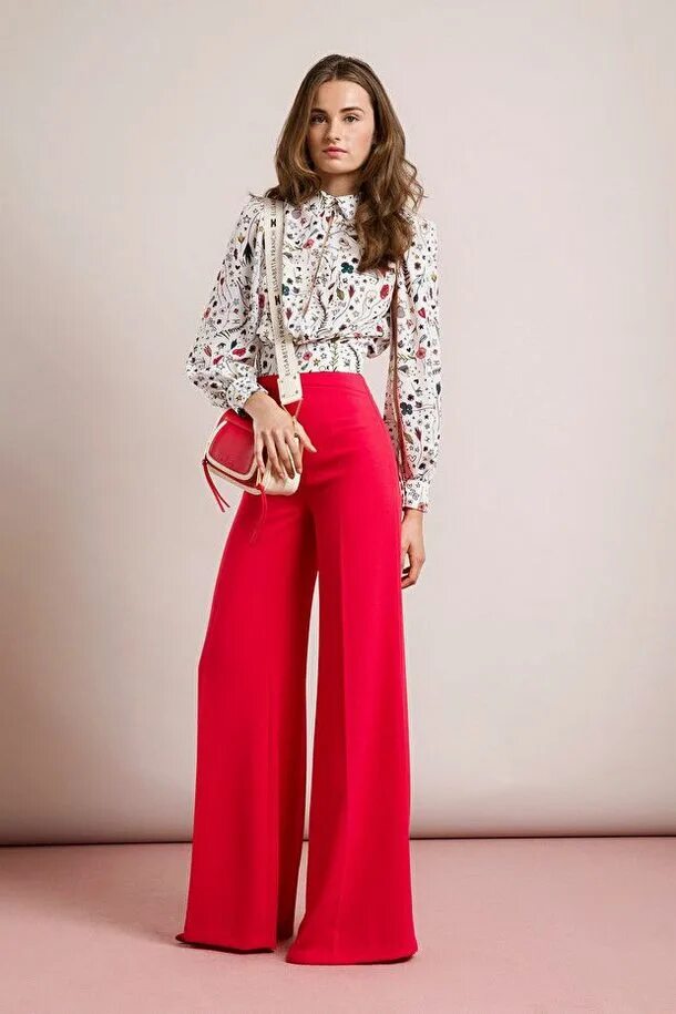 Брюки палаццо чёрные вечерние. Брюки палаццо кэжуал. Moda ais talli. Брюки палаццо империал. Брюки клеш.