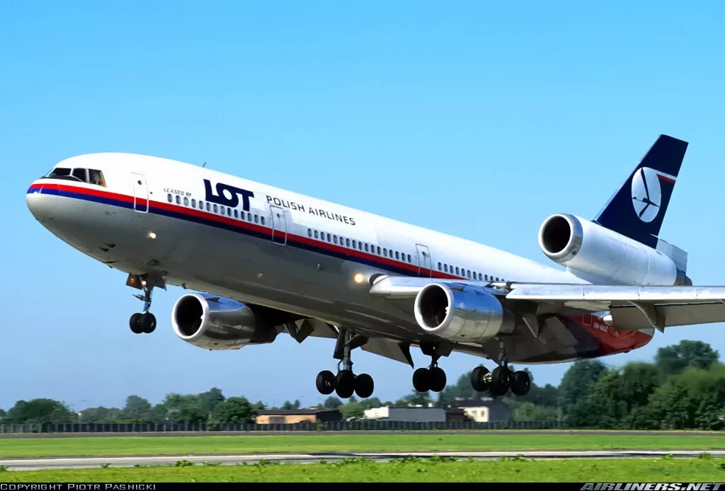 Полиш Аирлинес. Лот полиш самолеты. DC 10 lot. Лот польские авиалинии. Lot polish airlines