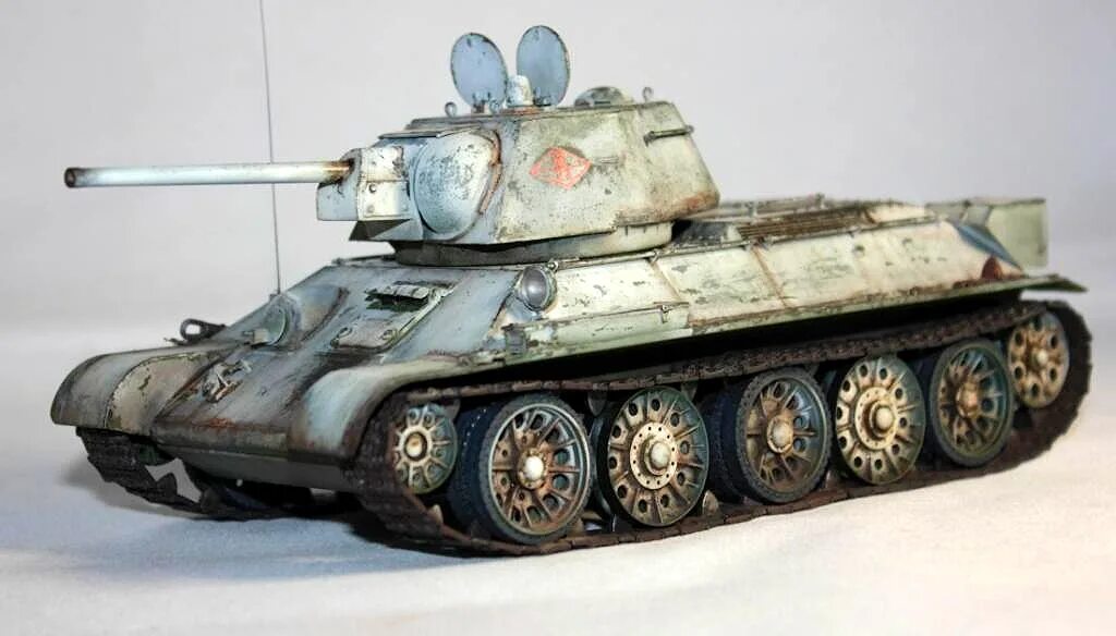 Т 34 76 зимний камуфляж. Камуфляж танков т34. Т 34 85 камуфляж. Т 34 камуфляж. Танк т34-76 зимний камуфляж.