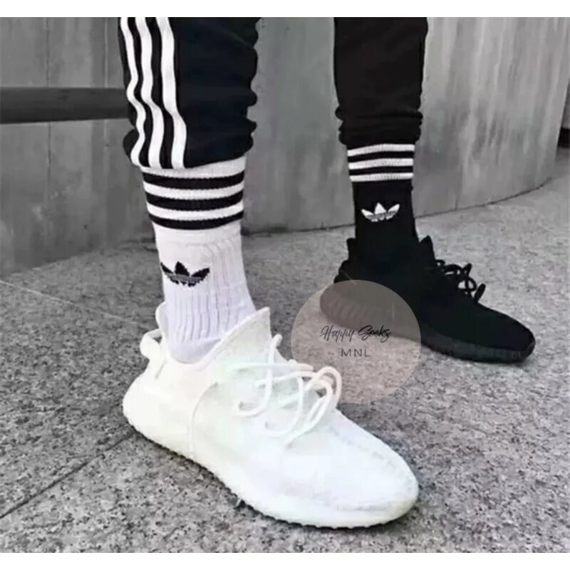 Носки адидас черные высокие. Носки адидас высокие черные белые. Adidas White Sneakers. Adidas s21489. Кроссовки носки адидас