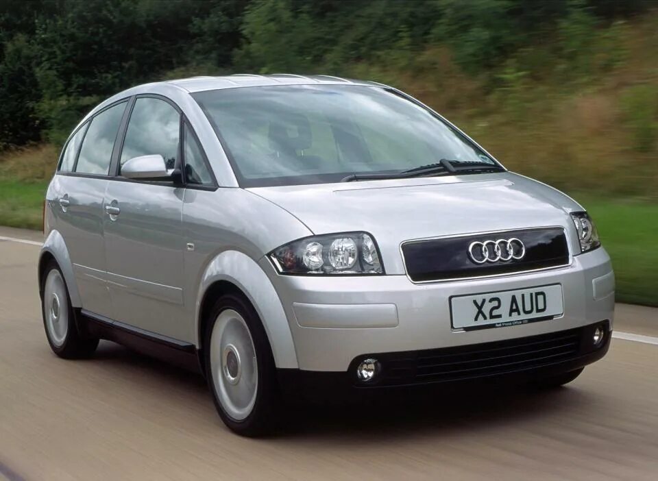 Audi a2 2001. Audi a2. Audi a2 2005. 2 tdi. Ауди а 2 2000.