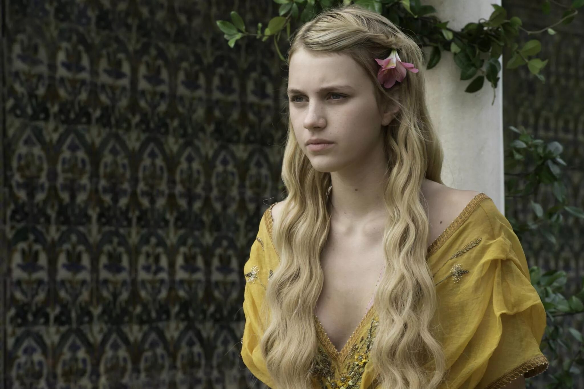 Watch game of thrones with english subtitles