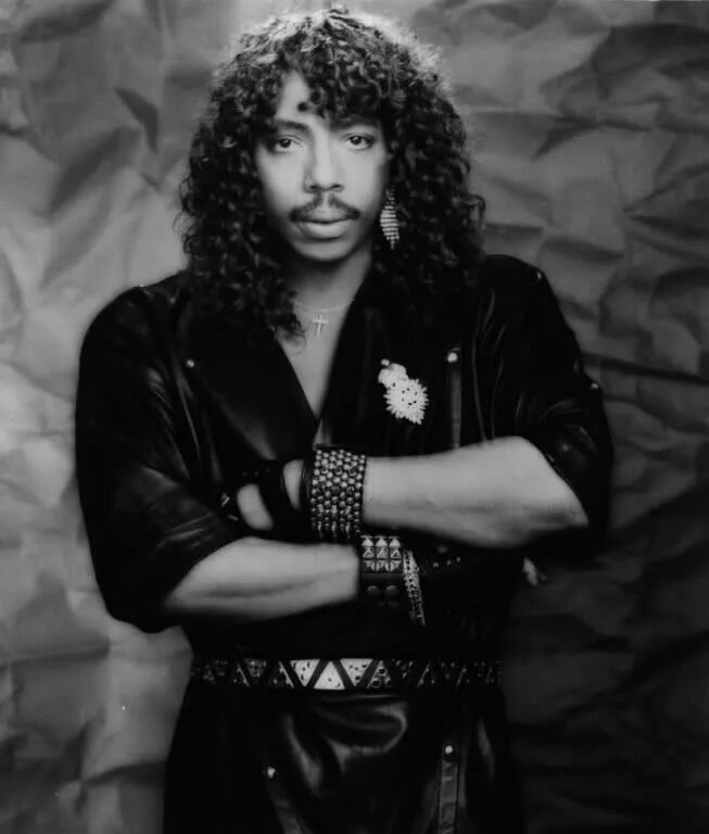 Rick james. Rick James 80s. Темнокожий певец 90-х. Темнокожие исполнители 70.