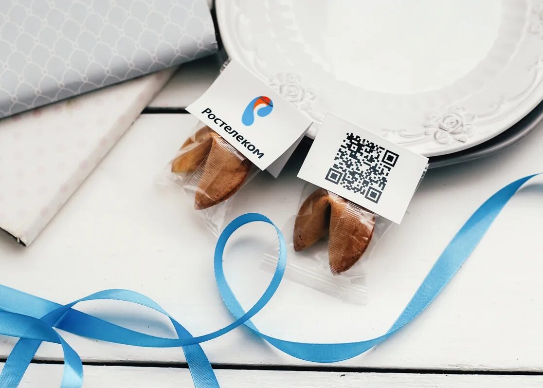 предсказания в печеньки на новый год. печенье с предсказаниями нижний новгород. коробочки с предсказаниями на новый год. новогодние предсказания для печенья. упаковка для предсказаний.