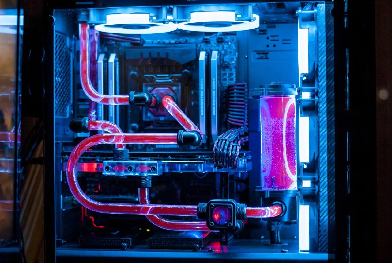 Сколько лет будет сво. AEROCOOL one Mini моддинг. СЖО AEROCOOL. Сво система водяного охлаждения. Мощные ПК С водяным охлаждением AEROCOOL.