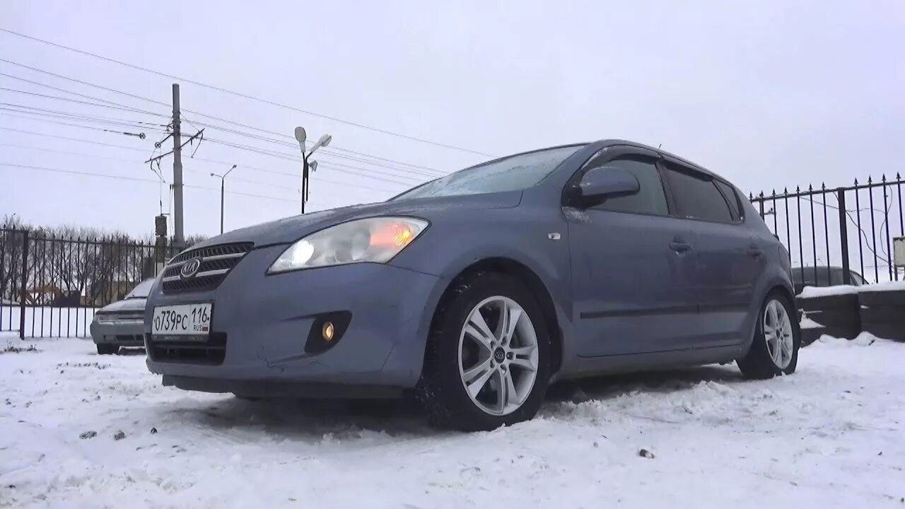 Киа сид 2008 двигатели. Ceed SW 2008. Kia Ceed SW 2008. Машины 2007 интерьер экстерьер двигатель. Киа СИД 2008 универсал как грязь на даче.