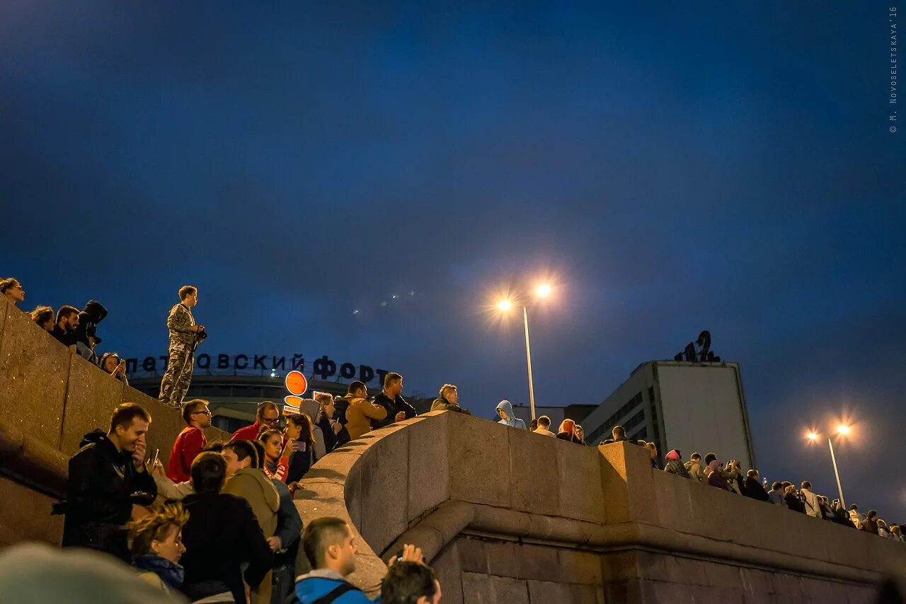 Воздух где идет в спб. С возвращением в Питер. Возвращение в Петербург. Кронштадт Анархия.