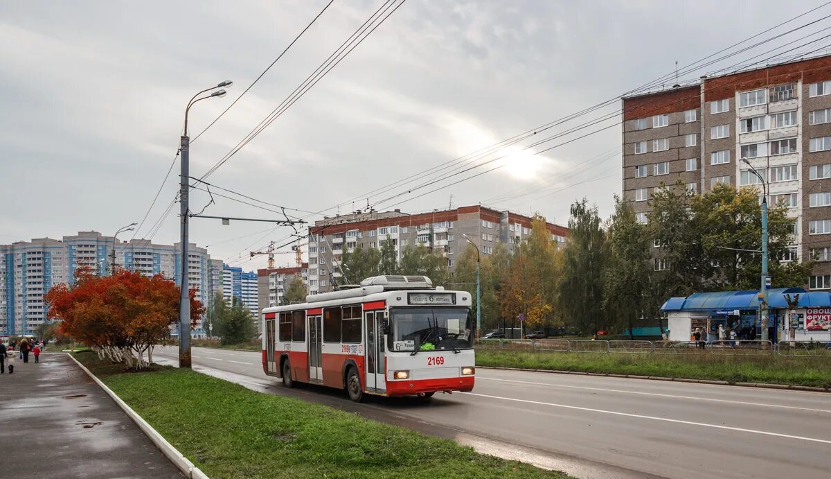 Где едет 4 троллейбус ижевск. Ижгэт троллейбус. троллейбус ижевск. бтз-52761 троллейбус. трансфото ижевск троллейбус.