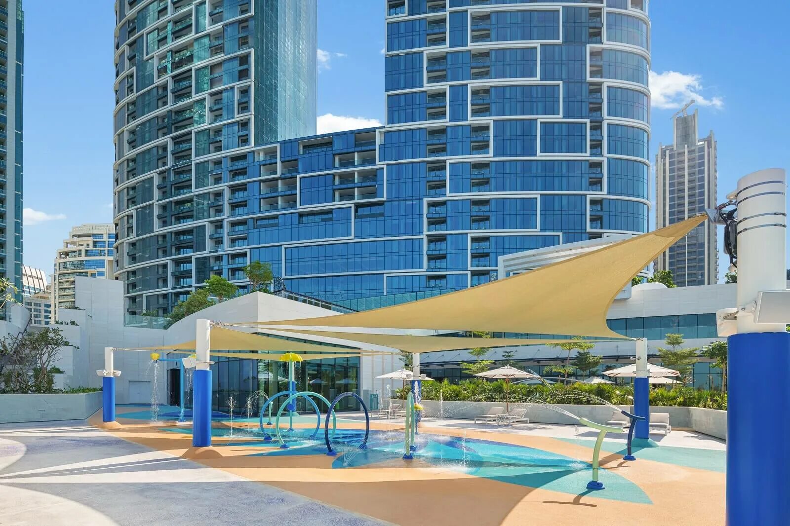 Address Beach Resort Hotel Дубай. Address Beach Resort 5 Дубай. Инфинити бассейн Дубай. Address отель