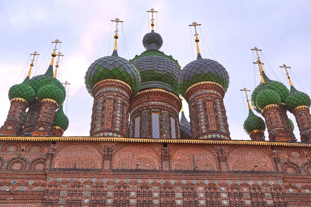 каменный казанский собор ярославль. история церквей ярославля. храм спаса-преображения на городу ярославль. церковь спаса ярославль. феодоровский храм ярославль.