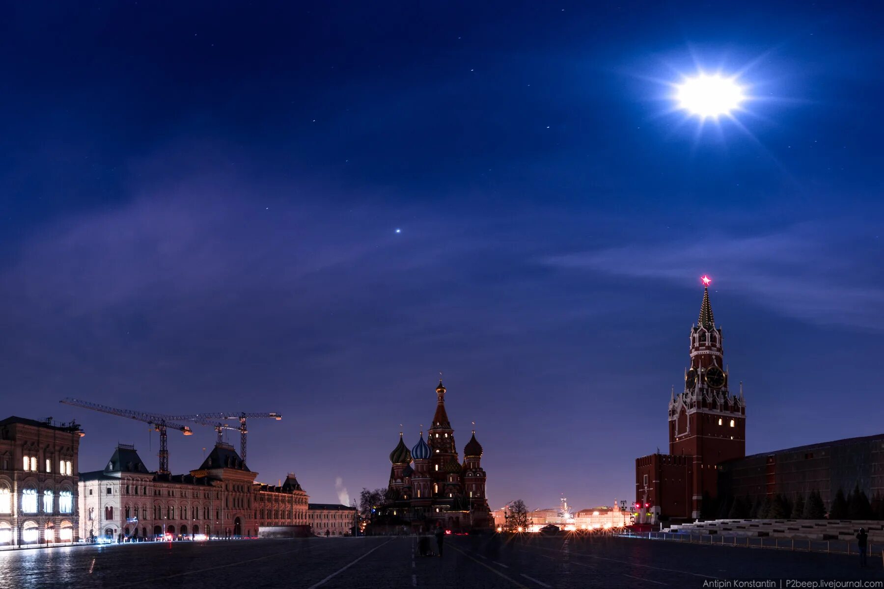 Архитектура москвы урбанистика. Москва кремль мост. Москва кремль зарядье. Московский кремль в час земли. Московский кремль.