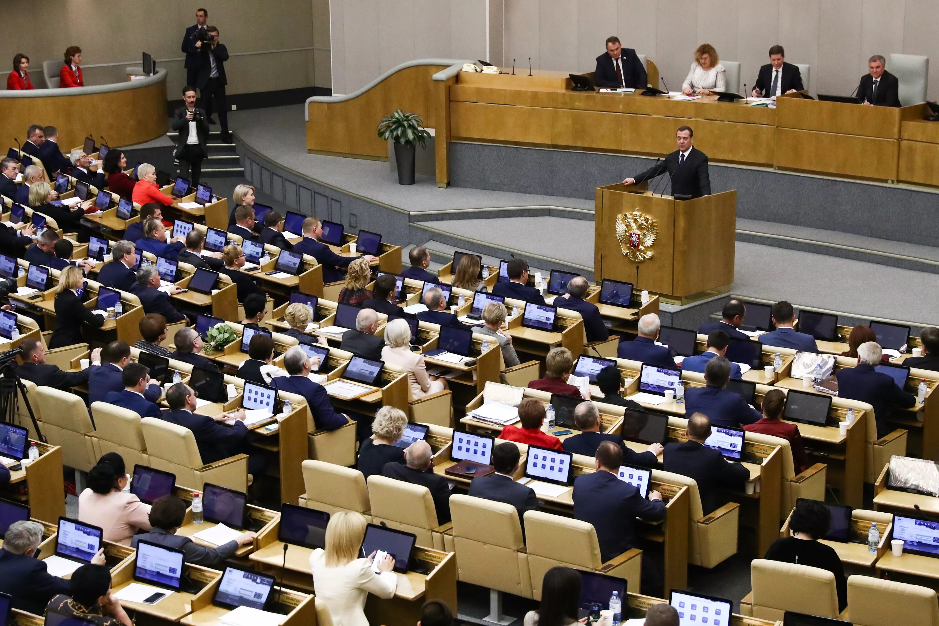 Russian parliament. Депутаты гос Думы Фед собрания РФ. Госдума РФ 2020. Парламент и Госдума РФ. Заседание ГД РФ.